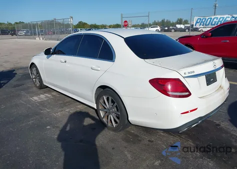 2017 Mercedes-Benz E 300 from USA, damaged, VIN WDDZF4JB6HA121303